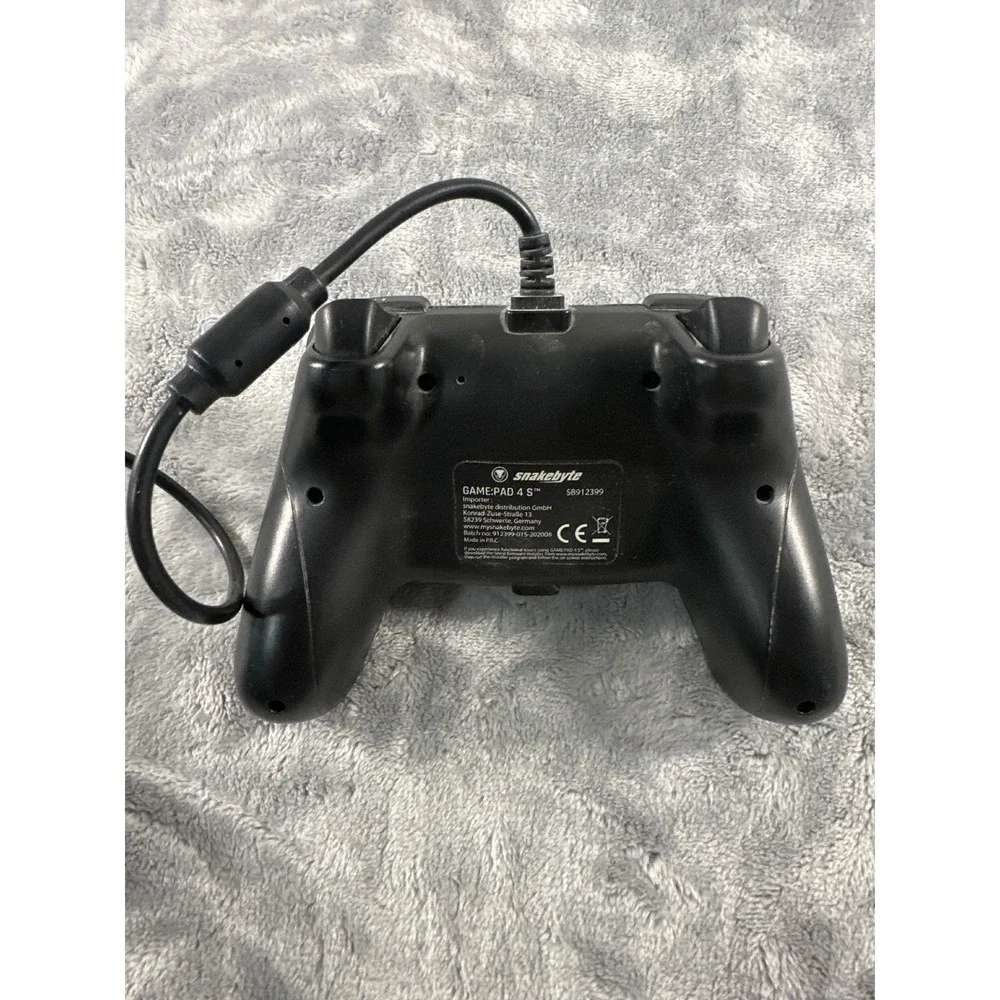 Snakebyte Game Pad 4 S Wired Controller for PS4 Blue Camo SB912399